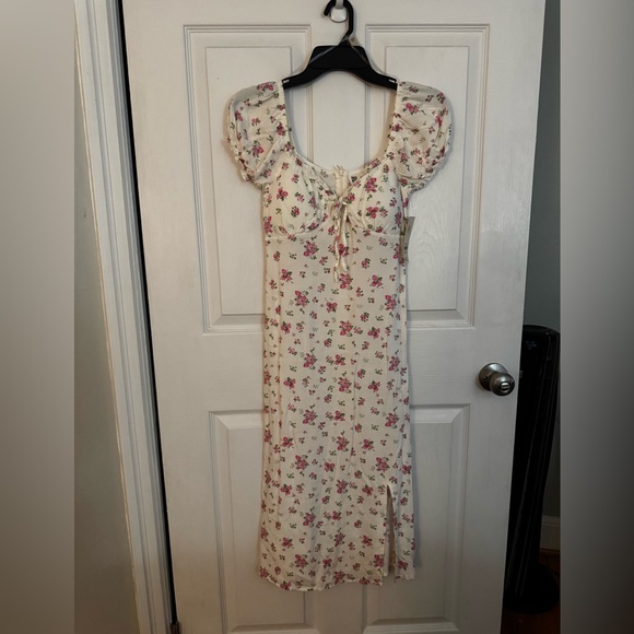 No Boundaries Dresses & Skirts - No Boundaries Pink Floral Dress